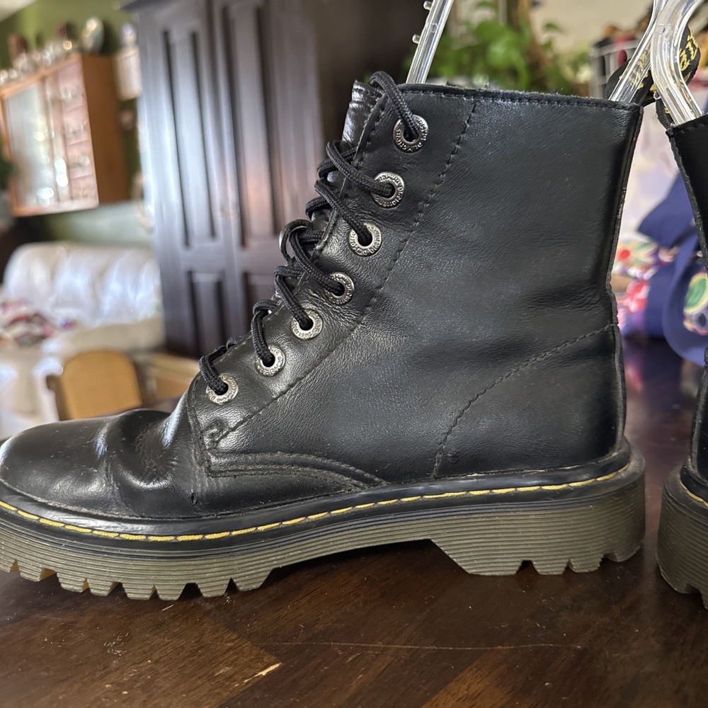 Dr Martens Combat Boots Womens 6 Luana Back Leather Lace Up Retro Grunge Docs - Picture 6 of 10